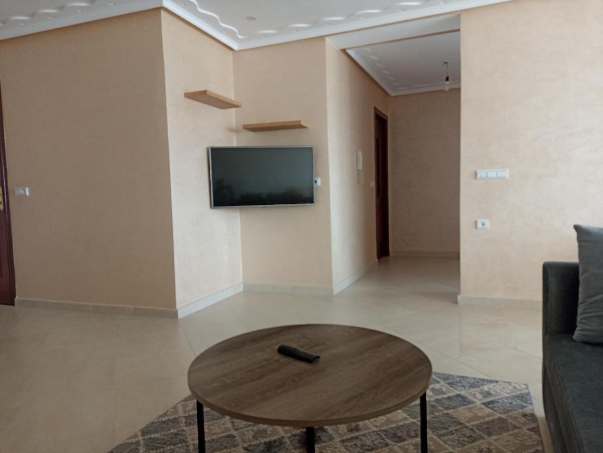 Appartement Familial Au Centre De Nador Ville Exterior foto
